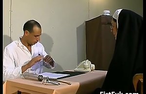 These duo filthy doctors lucubrate nun