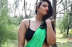 Mallu beautyqueen showing turns and