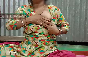 Desi Tumpa bhabhi shows say no to big white boobs