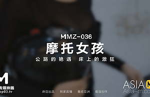 ModelMedia Asia - Motorcycle Unladylike - Zhao Yi