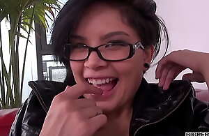 4 Spotted Asian Teen Kami Lee Licks Her Juicy