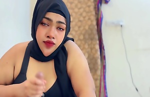 Sexy Muslim Beautiful Arabian Milf Aunty