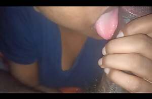 Kerala girl doing blowjob very well..she is deeply