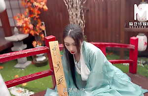 ModelMedia Asia - Chinese Costume Girl