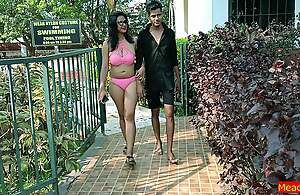 Indian Beautiful Model mating trip with