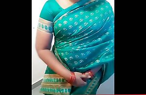 Fantasy Role About A Tamil Amma Wearing
