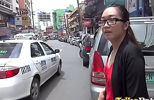 Nerdy filipina woman fucks with the addition of swallows spunk in the first place prankish tryst